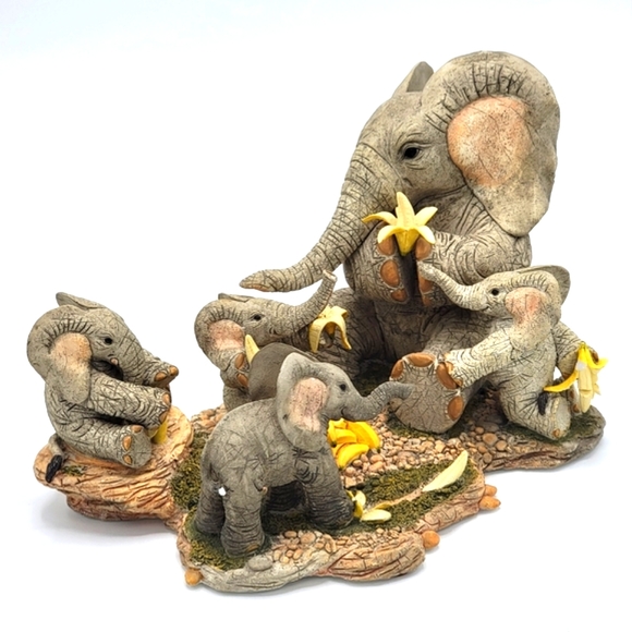 Country Artists Tuskers 2008 " Elephant Family On The Creche" Retired Figurine - Picture 8 of 8